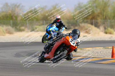 media/Nov-05-2022-SoCal Trackdays (Sat) [[f8d9b725ab]]/Turn 2 (1120am)/